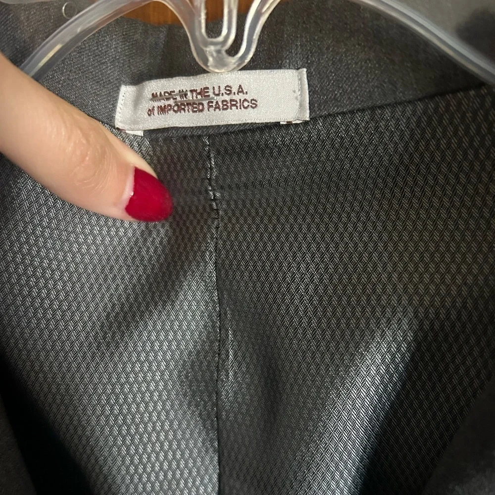 Hickey Freeman Vintage “Roberto” Charcoal Blazer- 100% Worsted Wool